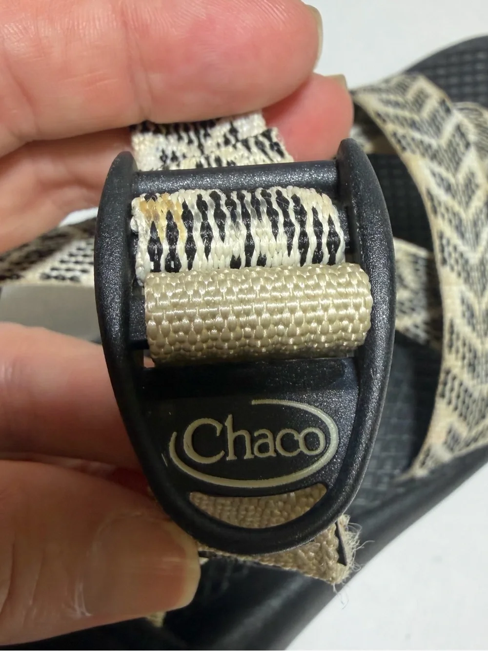 Chaco Black Sandal with Tan and Beige Chevron Straps 7 small chip in clasp